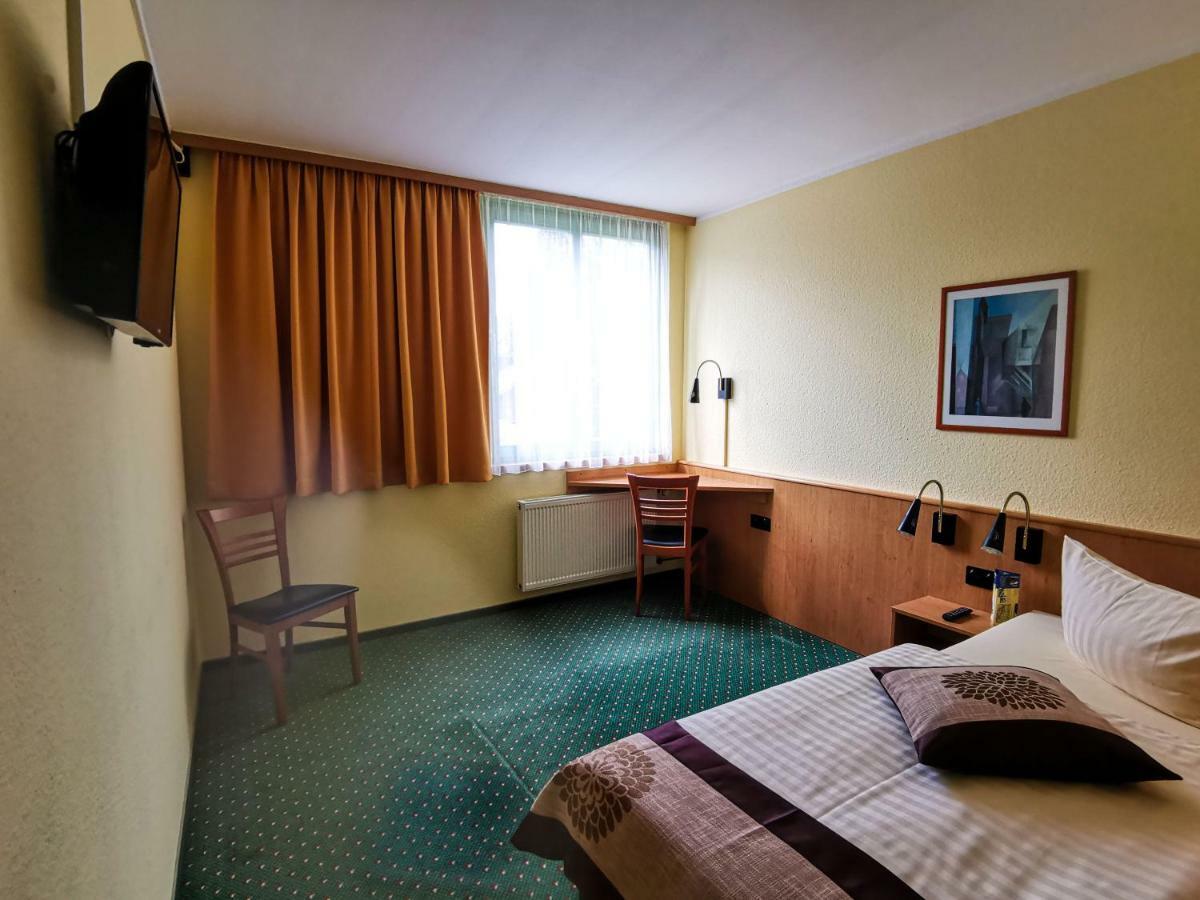 Acron-Hotel Кведлінбург Екстер'єр фото